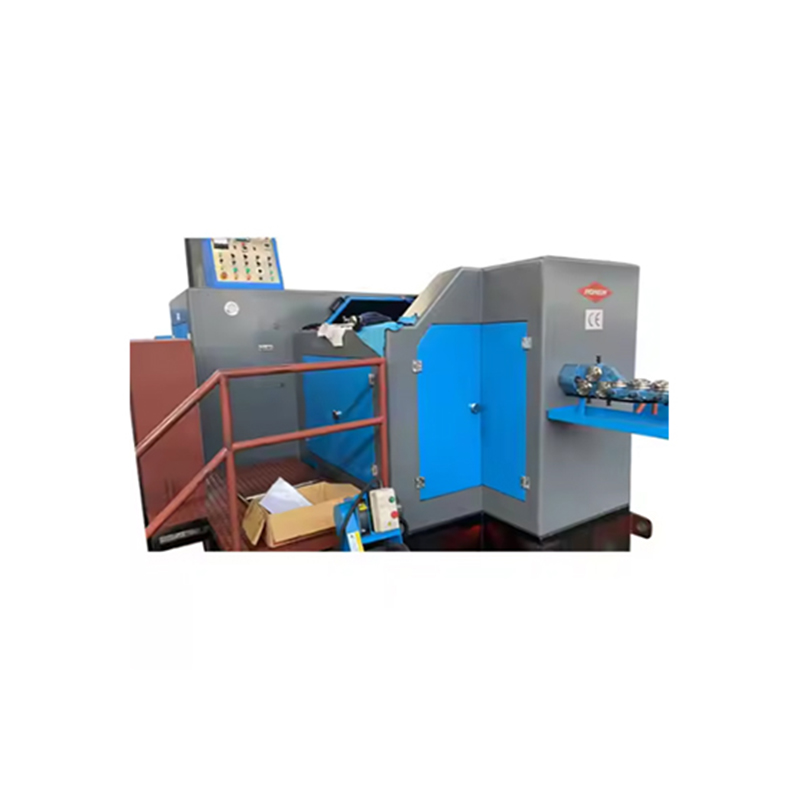 Macchina per la produzione di bulloni per carichi pesanti